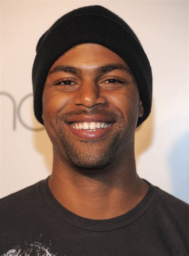 DeVaughn Nixon